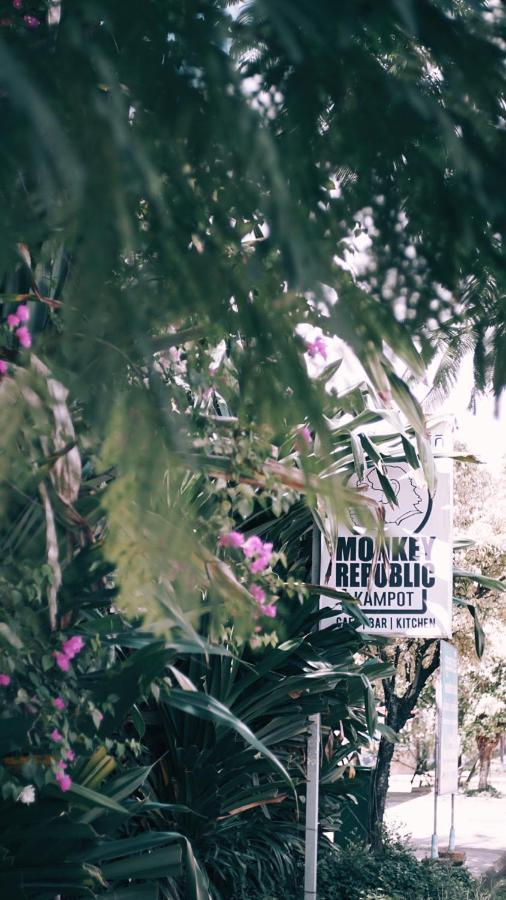 Monkey Republic Kampot Hotel Luaran gambar